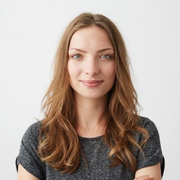 A young woman posing for a photo.